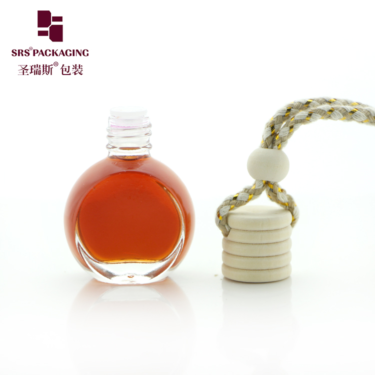 Wholesale 8ml Mini Empty Car Diffuser Bottle Car Perfume Container with Hanging Wooden Lid