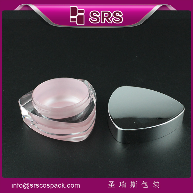 J080 empty pink triangle 10ml luxury acrylic lip balm jar