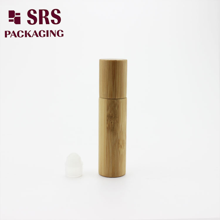 High Quality 10ml Lip Gloss Bottle with Bamboo Lid