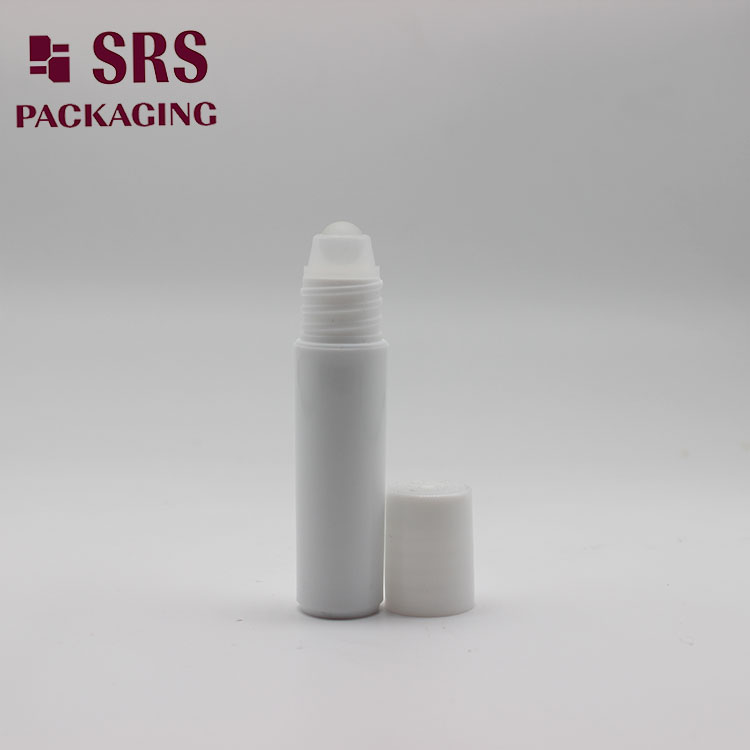 5ml Round White Lip Gloss Plastic Roller Bottle Custom