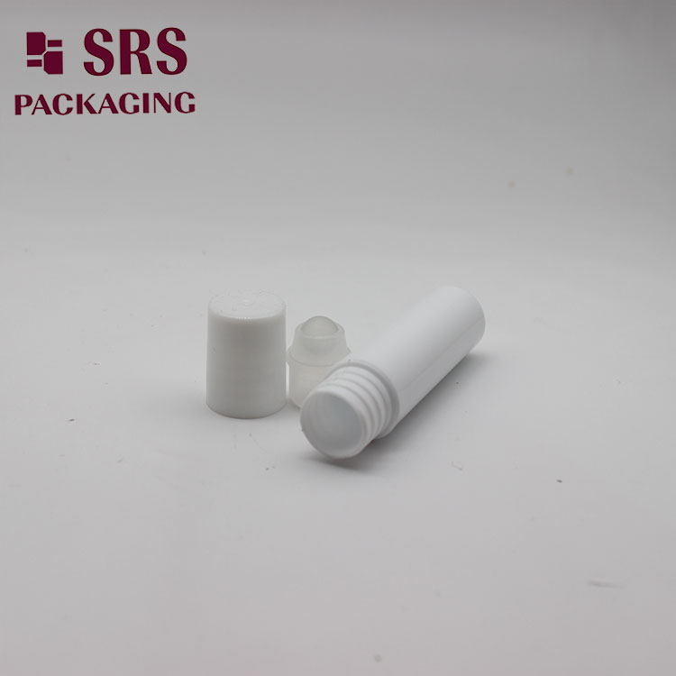 5ml Round White Lip Gloss Plastic Roller Bottle Custom