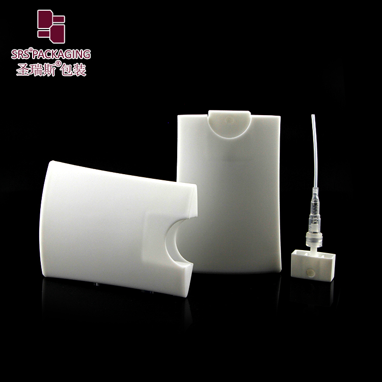 Flat shape white color 20ml PP material perfume plastic bottle pocket size credit care spray container