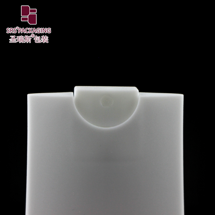 Wholesale Mini Pocket Empty Spray Bottle 20ml Custom White PP/PCR Plastic Sprayer for Hand Sanitizer