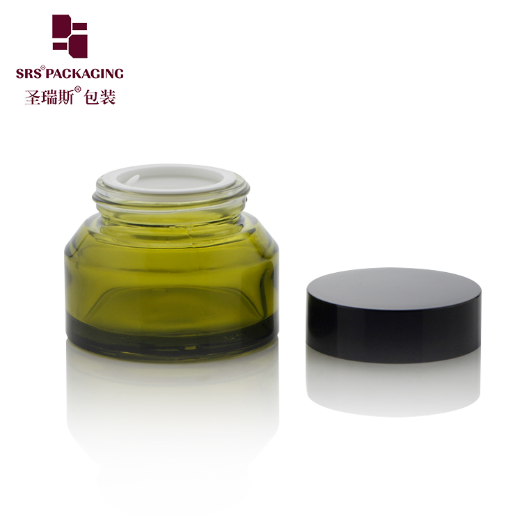 J318 Green Cosmetic Glass Packaging Jar 15ml 30ml 50ml with Black Screw Lid