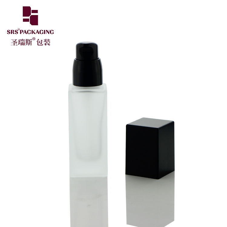 L319 High quality 30ml glass cosmetic packaging 1oz lotion bottles with pump