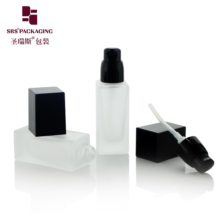 L319 High quality 30ml glass cosmetic packaging 1oz lotion bottles with pump