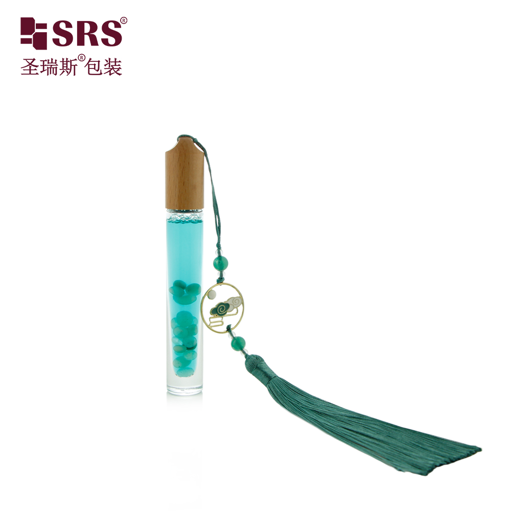 Cosmetic Glass Container Round Clear 10ml Roller Bottle with Wooden Hook Cap 